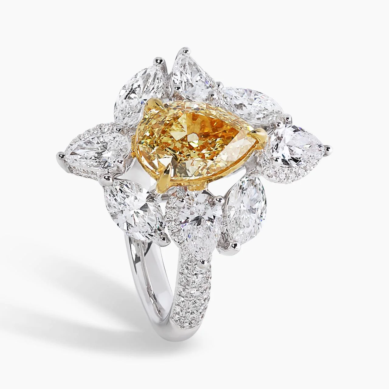 MARGHERITA - 18ct white and yellow gold fancy yellow and white diamond ring - Image 2