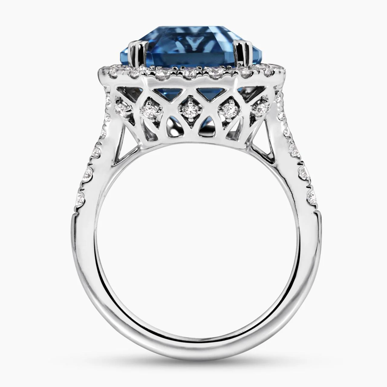 18ct white gold 11.29ct Santa Maria aquamarine and diamond ring - Image 3
