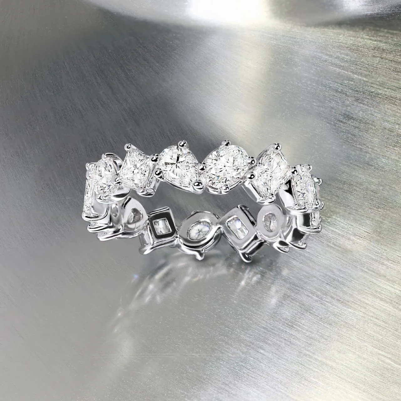 18ct white gold full circle diamond ring - Image 3