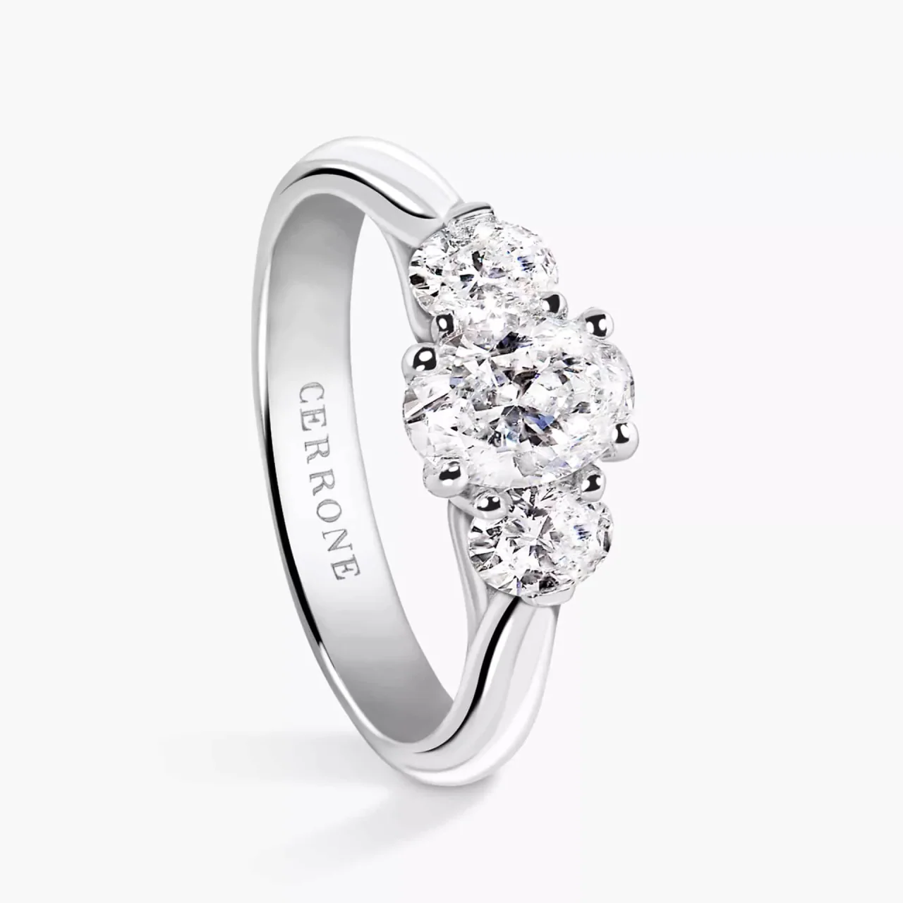 18ct white gold  0.70ct and  2=0.40ct oval cut diamond three stone engagement ring - Image 2