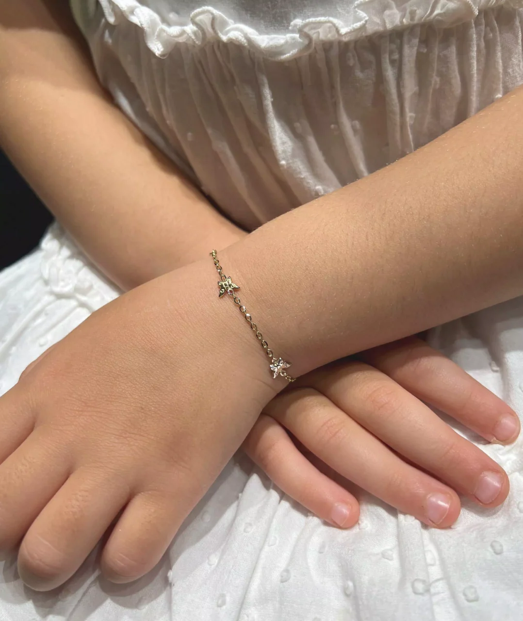 18ct yellow and white gold butterflies baby bracelet - Image 2