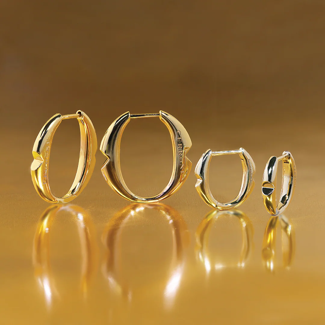 18ct yellow gold small ‘O’ hoop earrings from the Iconica Collection - Image 3