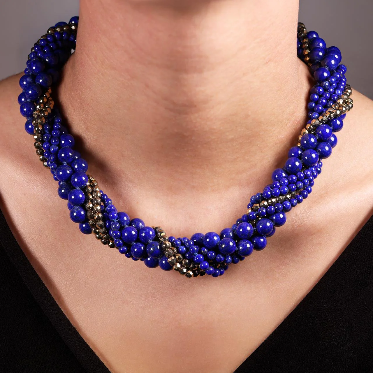 Blue lapis and gold plated hemitite beads bracelet ended with a gold plated silver magnetic clasp from The Carmela Cerrone Collection - Image 2
