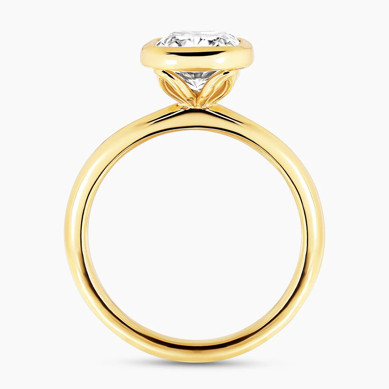 18ct yellow gold 2.11ct E VS1 cushion brilliant cut Lab Grown bezel set diamond engagement ring IGI certified - Image 3