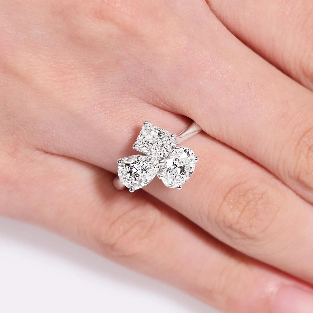 18ct white gold oval, pear and radiant diamond engagement ring - Image 3