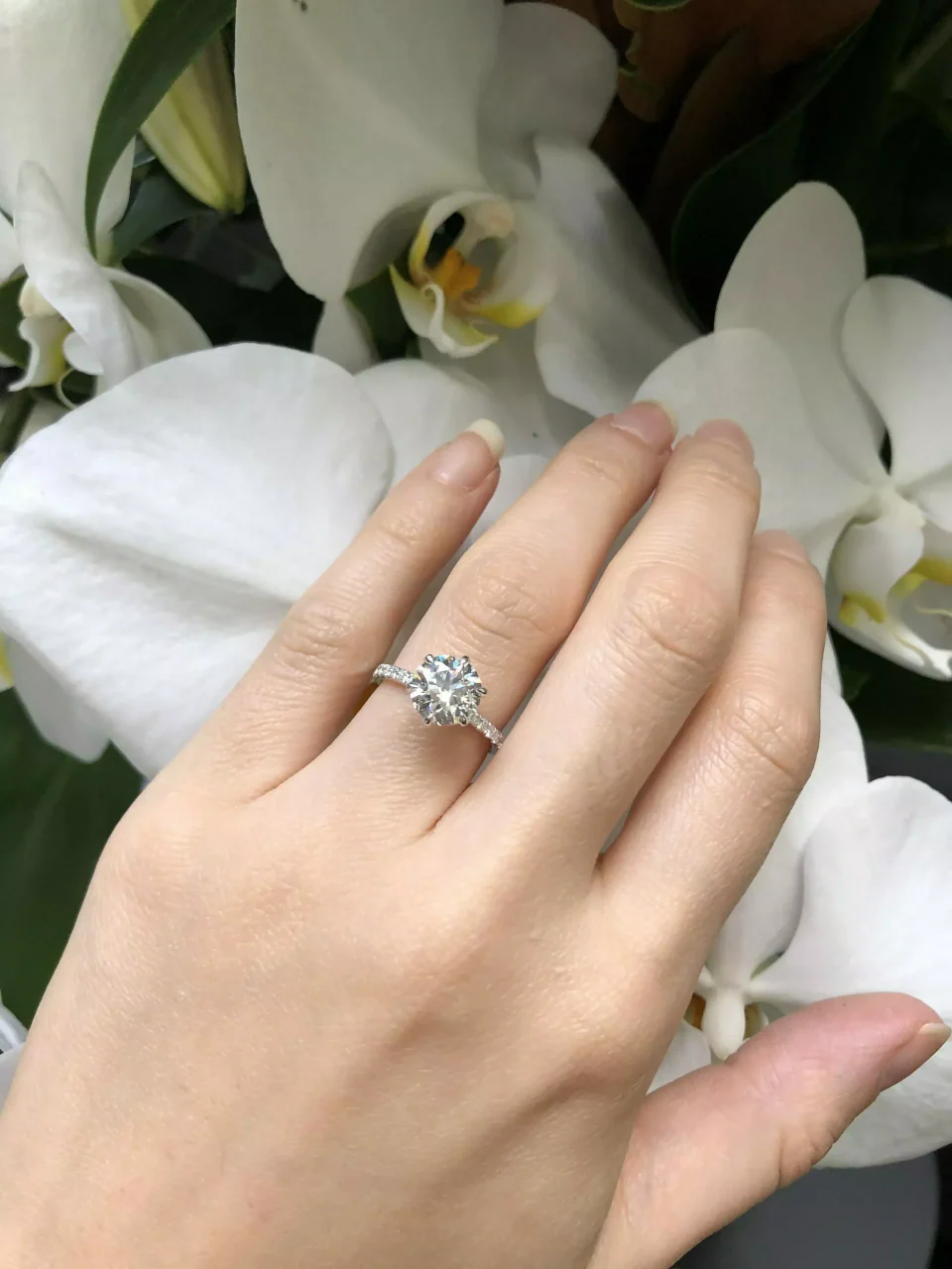 CAPRI DIA - 18ct white gold round brilliant cut diamond six claw diamond engagement ring - Image 3