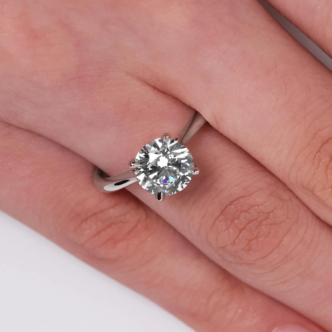 Platinum 2.20ct round brilliant cut diamond four claw solitaire engagement ring - Image 2