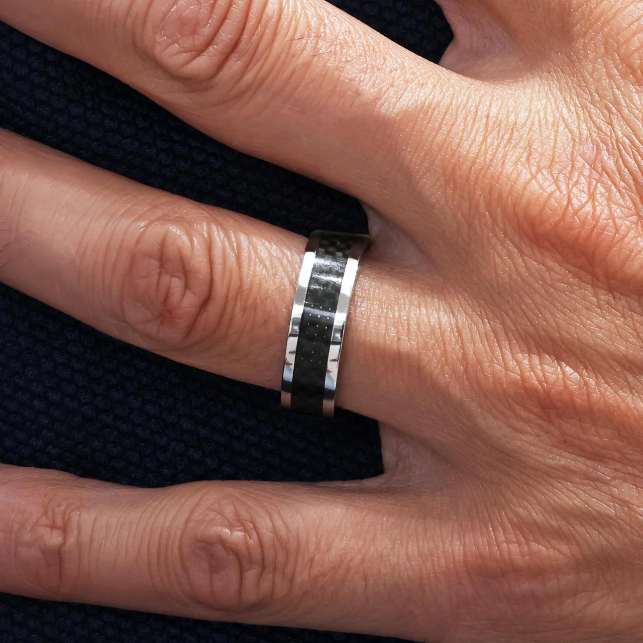 Polished stainless steel ring with carbon fiber inlay - Image 6