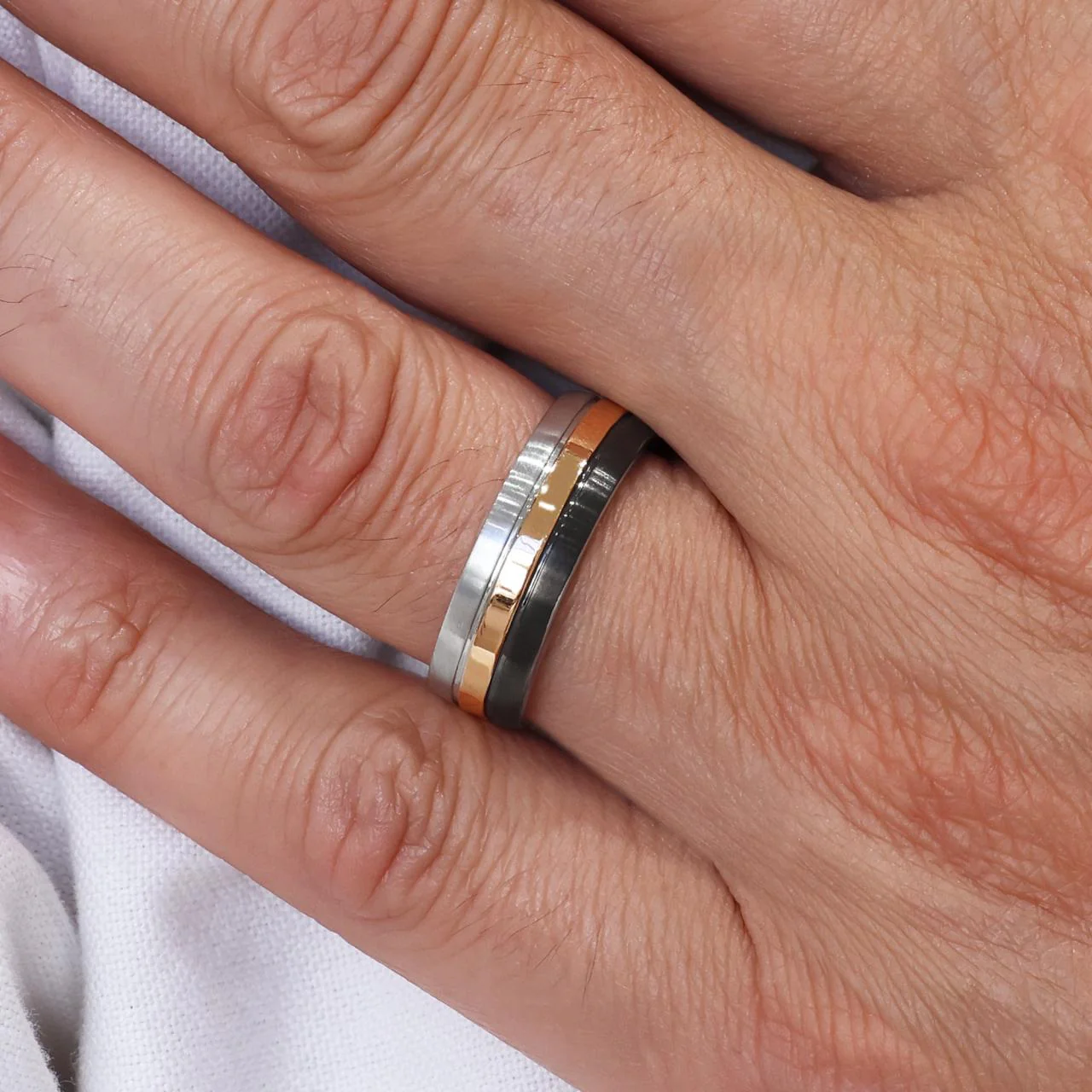 Stainless Steel Ion plating Gun metal and rose gold gents ring - Image 6